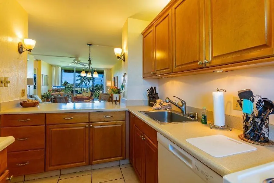 Menehune Shores #423 Condo 키헤이