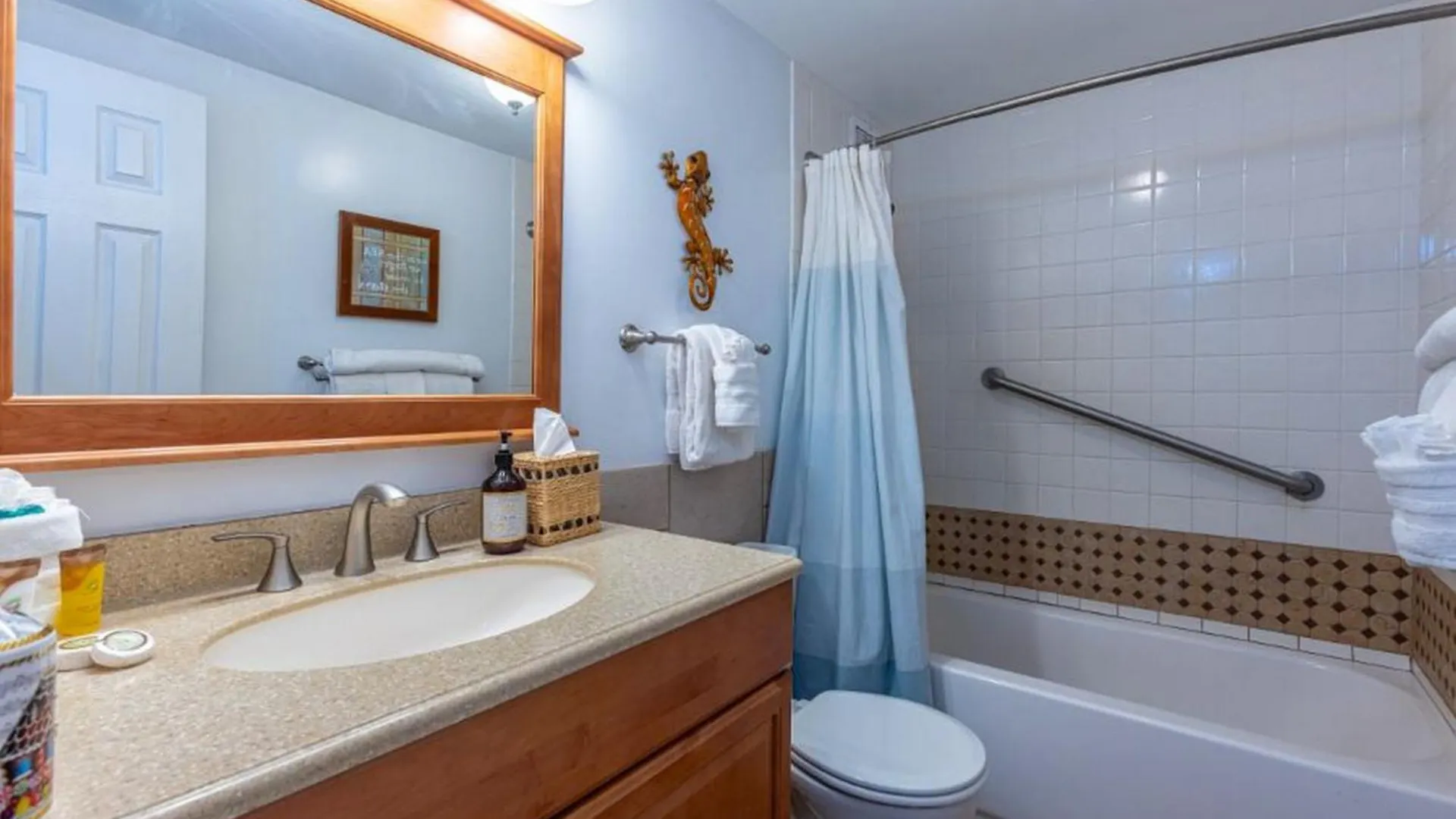 Menehune Shores #423 Condo 키헤이 미국